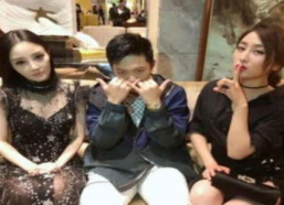 关注娱乐圈吃瓜的视频